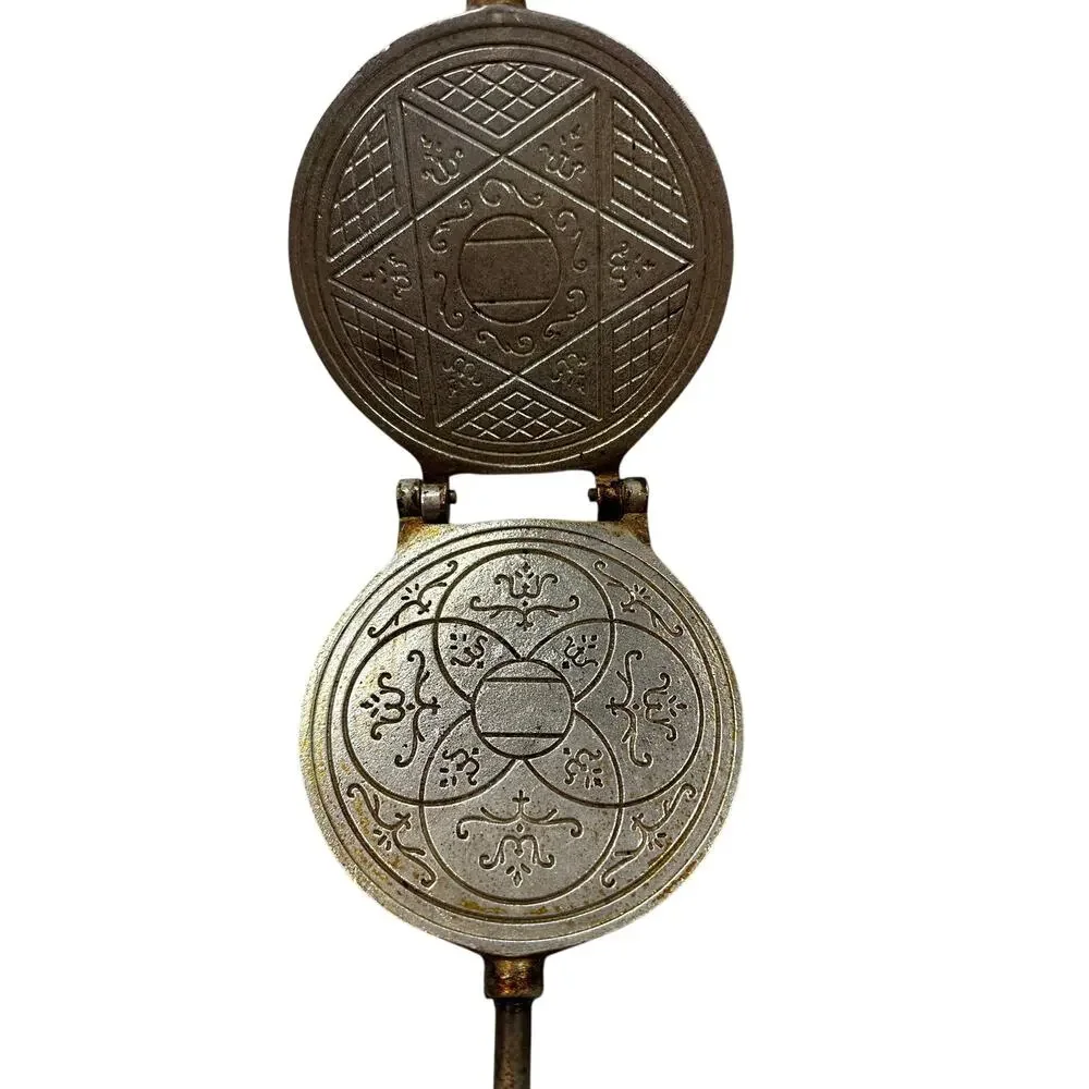 Berarducci Bros Pizzelle Iron Cast Aluminum Wafer Maker Wood Handle Mid Century